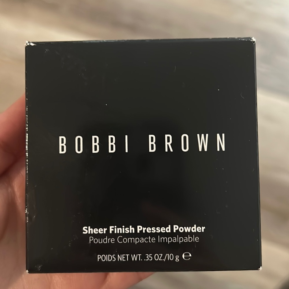 BOBBI BROWN Sheer Finish Pressed Setting Powder